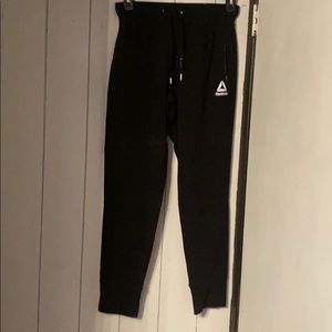 black reebok sweatpants joggers